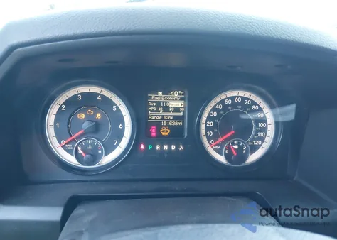 2019 Ram 1500 Classic Tradesman 4X2 6'4 Box z USA, uszkodzony, nr VIN 1C6RR6FT5KS604482